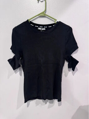 DKNY arm cut out top, ribbed black size M (fits snug)